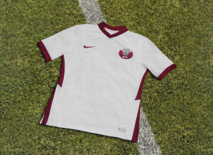 maglia_nazionale_del_Qatar_2020-2021_3